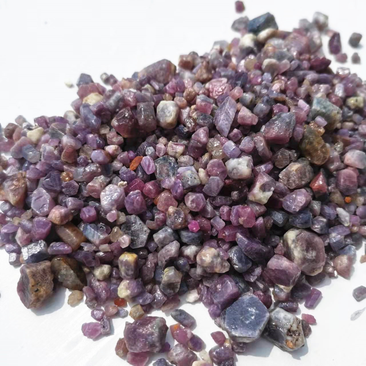 Doğal ham mor korindon taşlar  - Jewelry Making Raw Materials incelemesi ve fiyatı